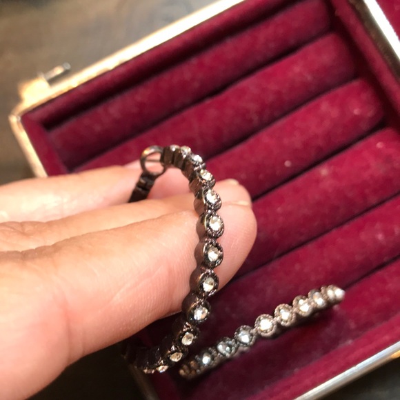 Hoops Earrings - Picture 3 of 3